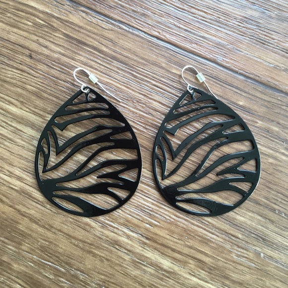 Jewelry - 🌸👀Fun earrings!